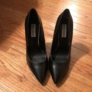 Steve Madden Black Pump Stilettos Darrt